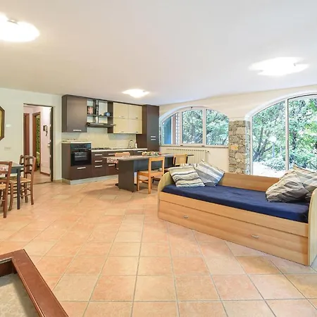 Semesterbostad Azalea *