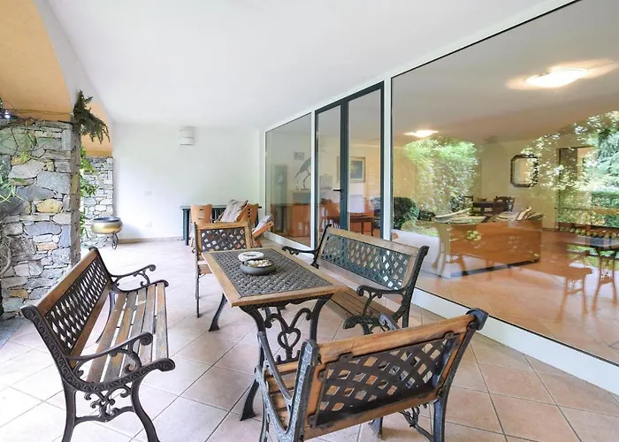 بيت للعطل Azalea *